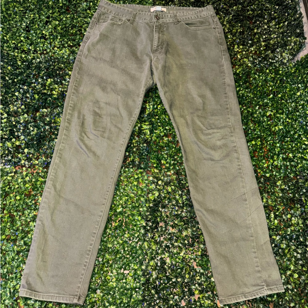 Novamen Men’s olive green jeans